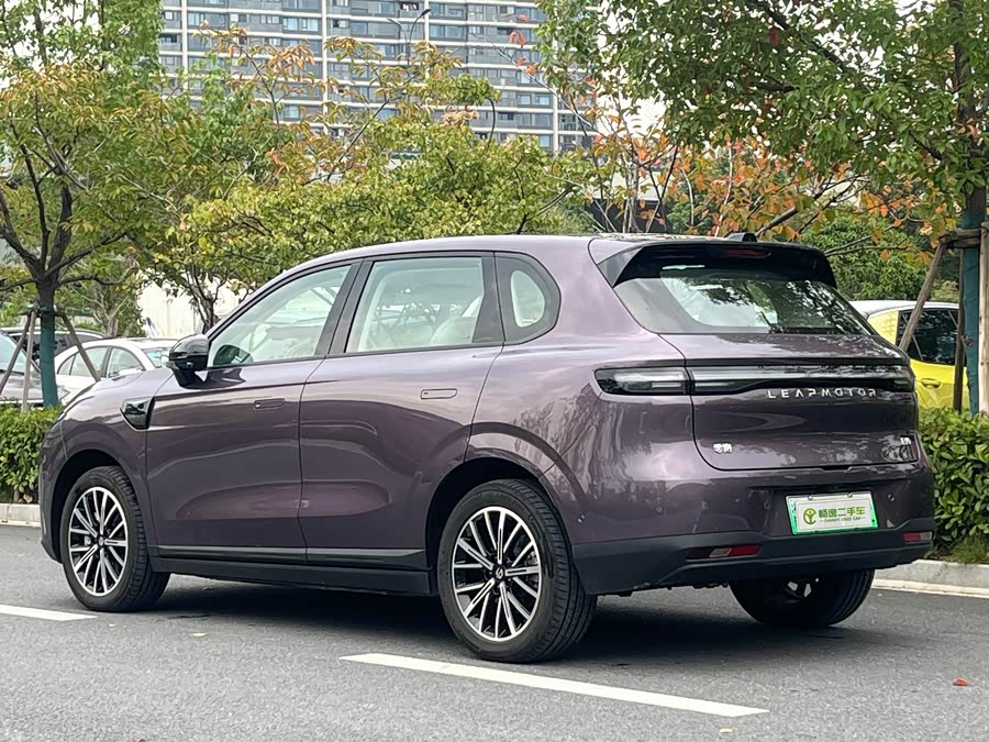 零跑汽车 零跑B10 2025 汽车图片 #7