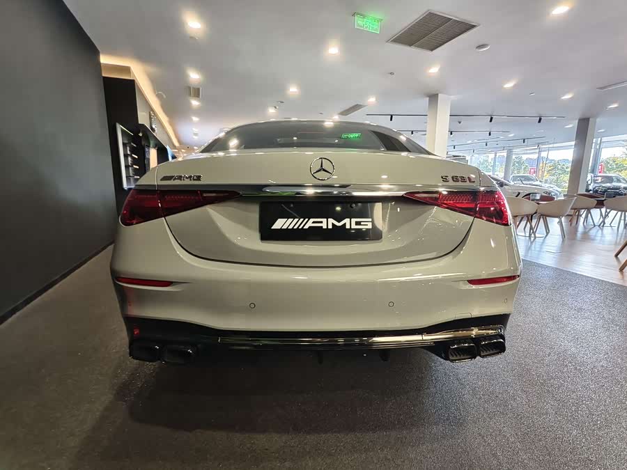 Mercedes-Benz S AMG New Energy imagem de carro #7