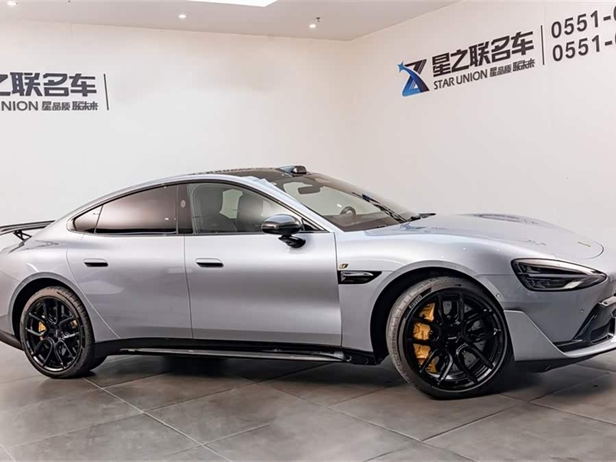 小米汽车 小米SU7 Ultra 2025 汽车图片 #7