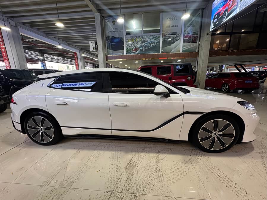 Denza Z9GT 2023 immagine di auto #7