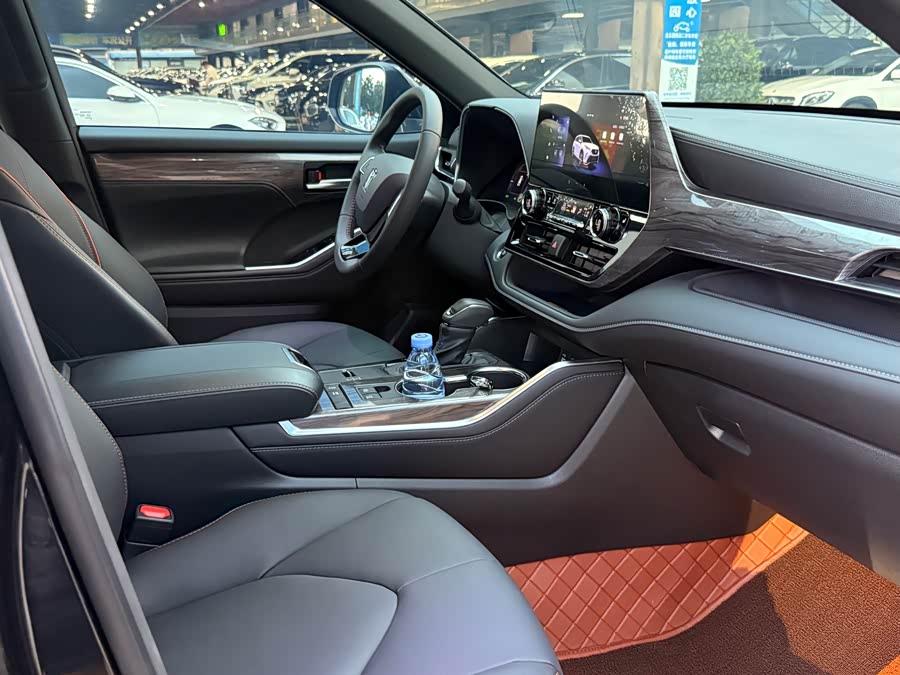 Toyota Crown Kluger 2023 car image #7