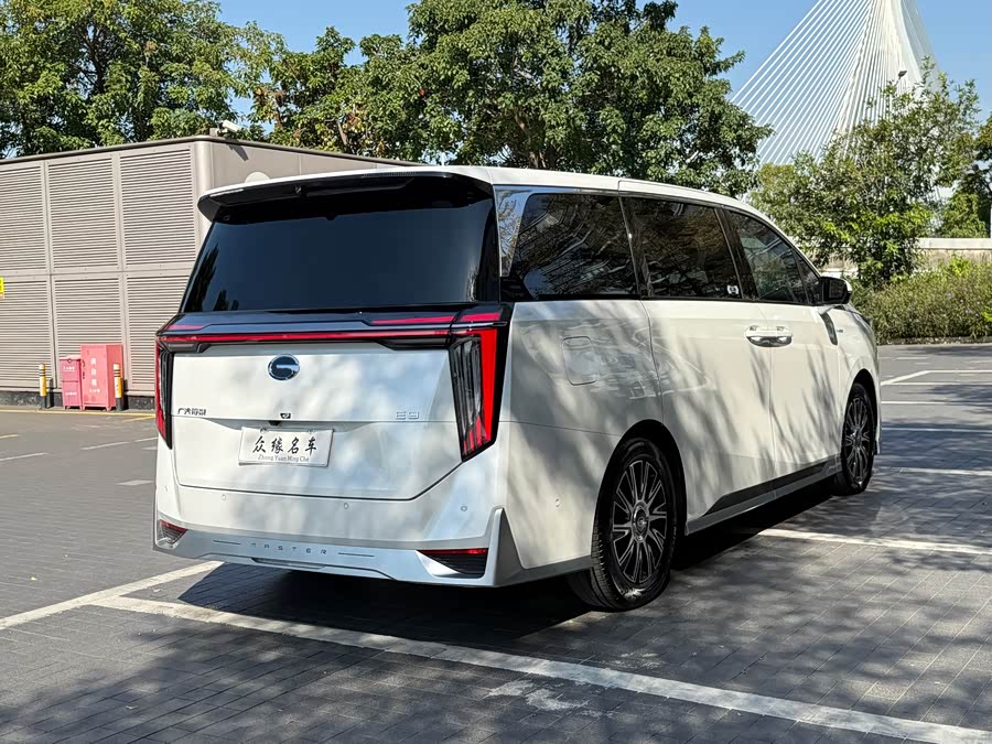 GAC Trumpchi E9 2023 #7 GAC Trumpchi E9 2023 car image #7