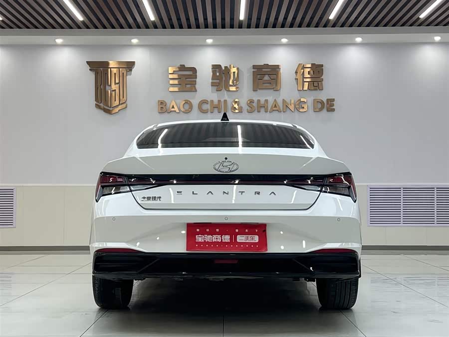 Hyundai Elantra 2023 imagen de coche #7