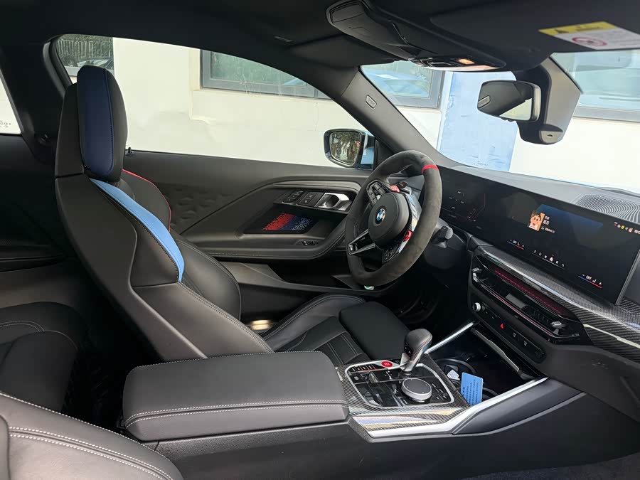 BMW M2 2025 #7 BMW M2 2025 car image #7