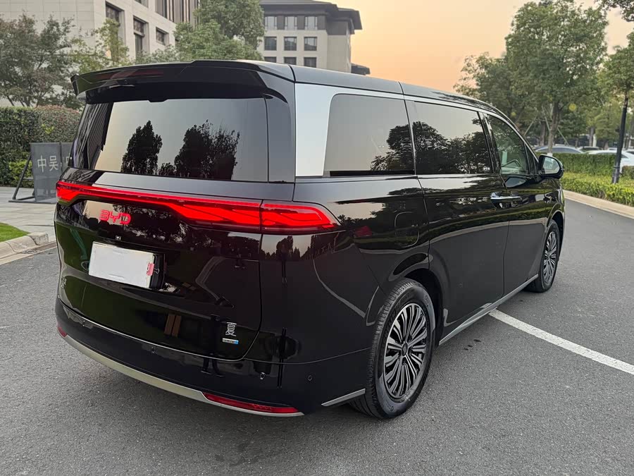 BYD Xia 2025 #7 BYD Xia 2025 immagine di auto #7