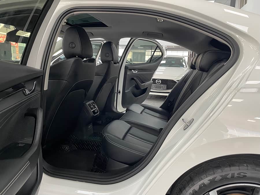 Skoda Octavia 2021 #7 Skoda Octavia 2021 car image #7