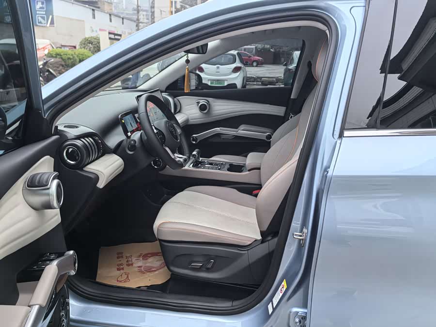 BYD Yuan Plus 2023 صورة سيارة #7