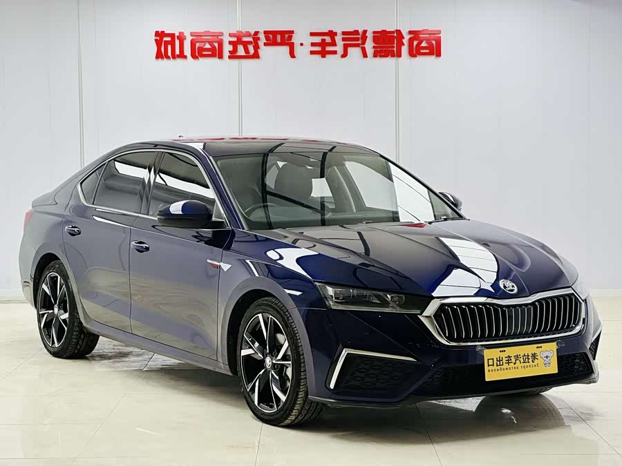 Skoda Octavia 2021 car image #7