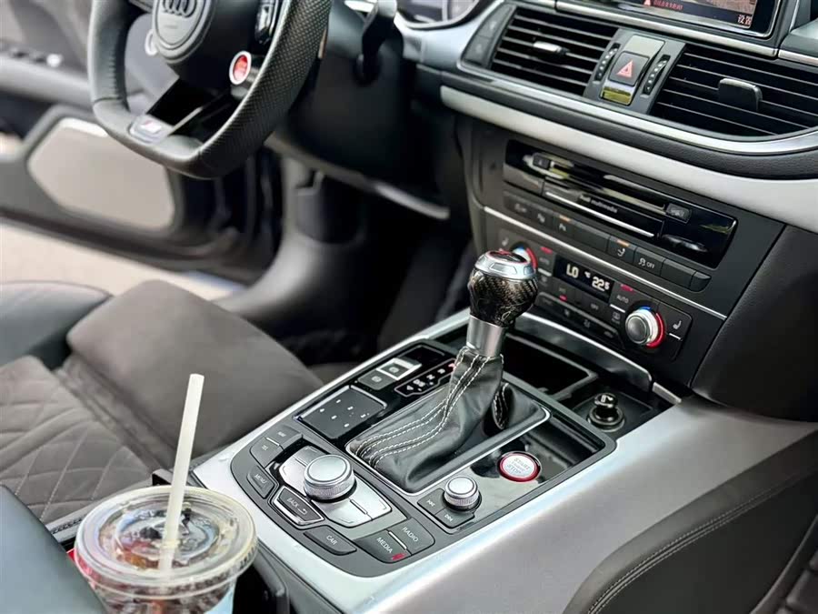 Audi S7 2017 car image #7