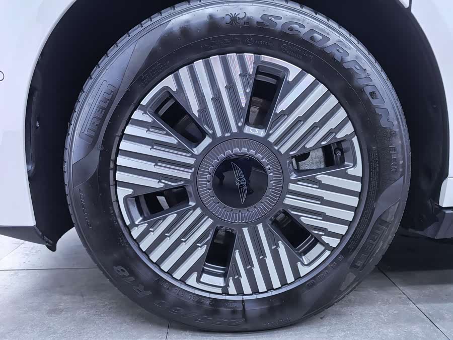 GEELY 2024 car image #7