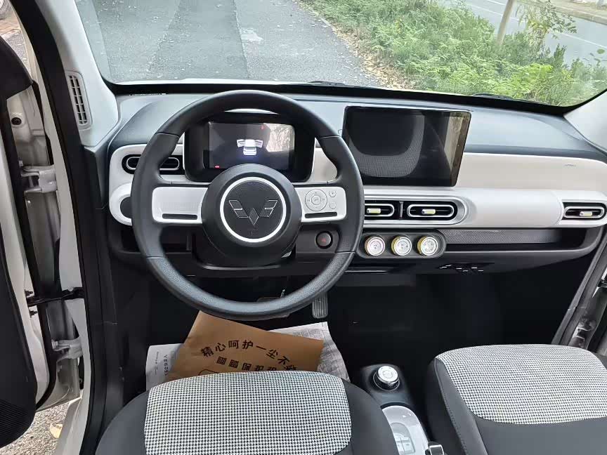 Wuling Hongguang MINI EV 2024 car image #7