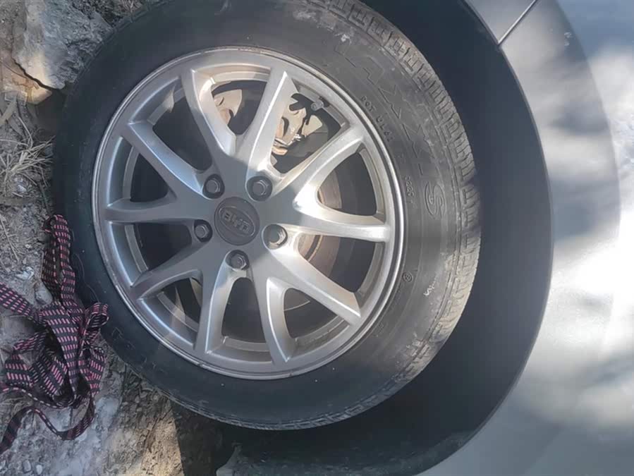 BYD M6 2016 #7 BYD M6 2016 car image #7