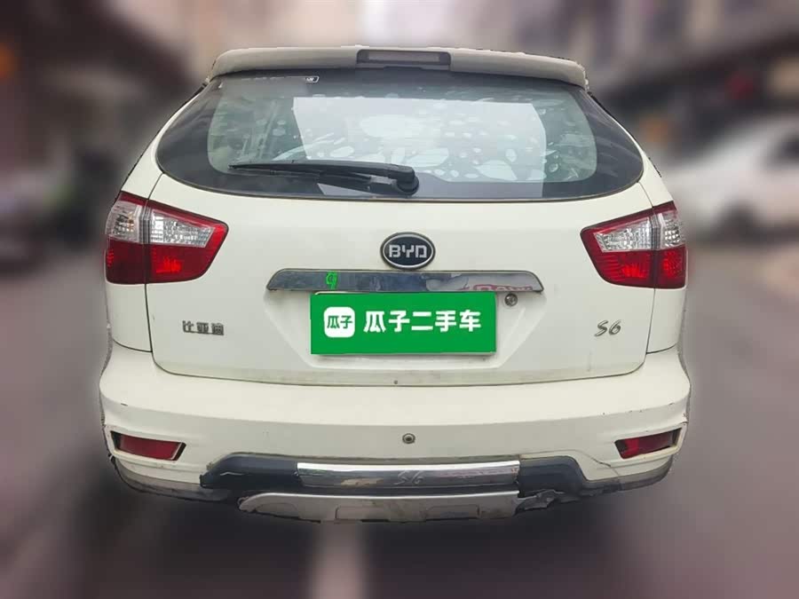 BYD S6 2014 car image #7