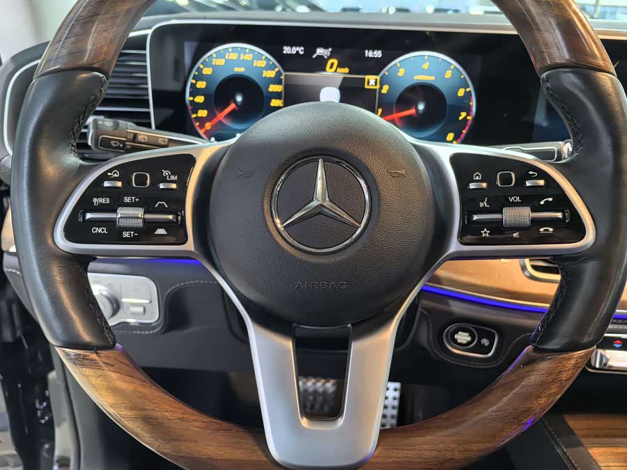 Mercedes-Benz GLS Class 2020 car image #7