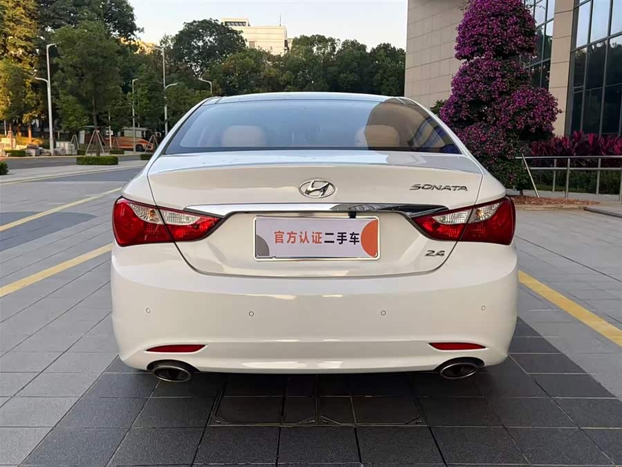 Hyundai Sonata 2014 car image #7