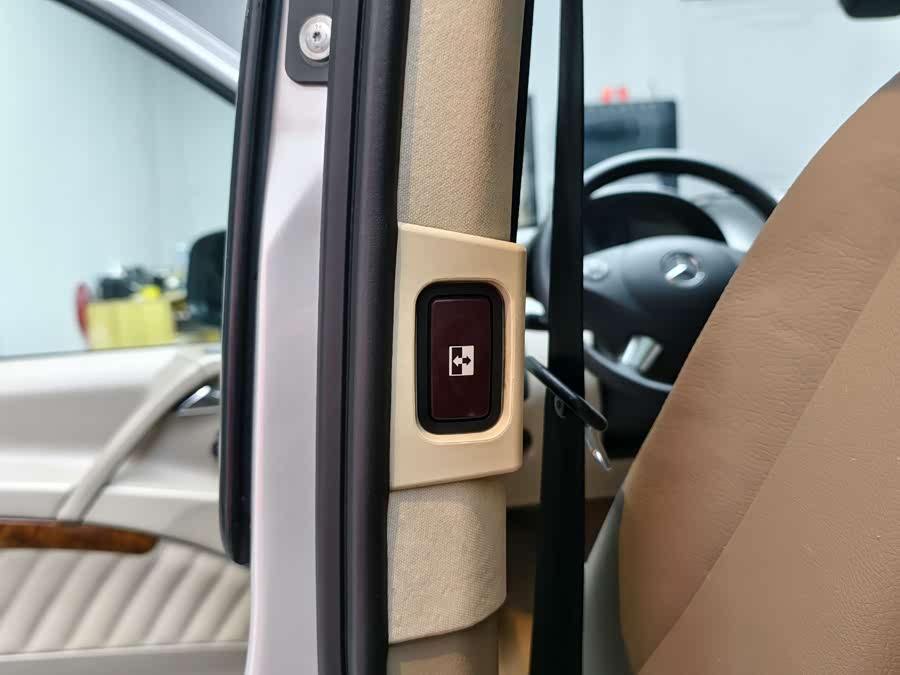 奔驰 唯雅诺 2013 汽车图片 #7