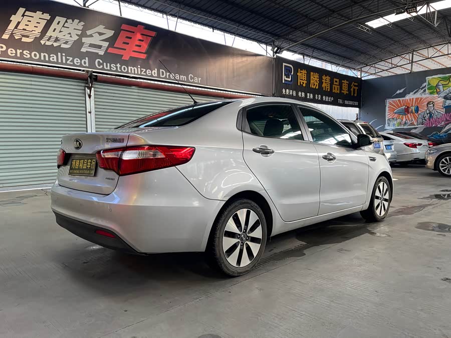 起亚 起亚K2 2013 汽车图片 #7