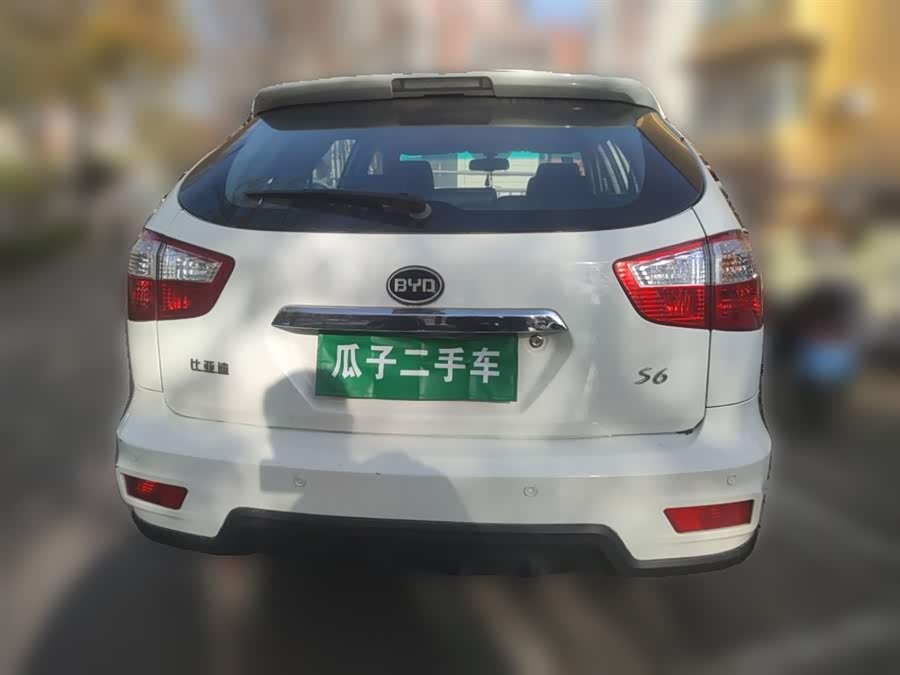 BYD S6 2015 car image #7