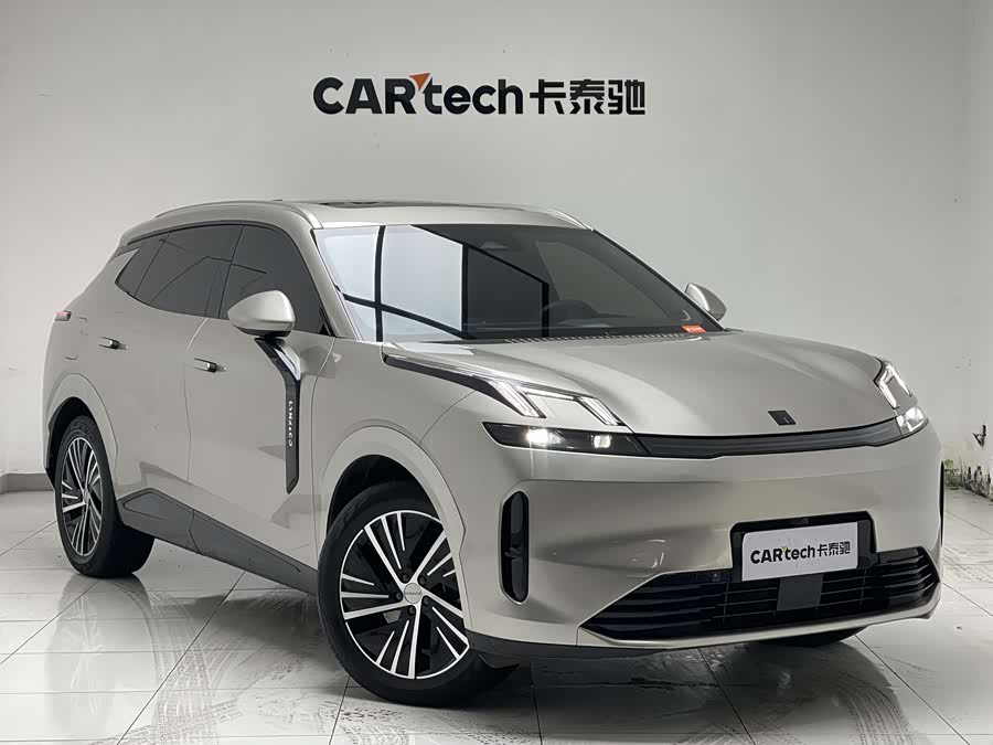 Lynk & Co 08 EM-P 2023 car image #7
