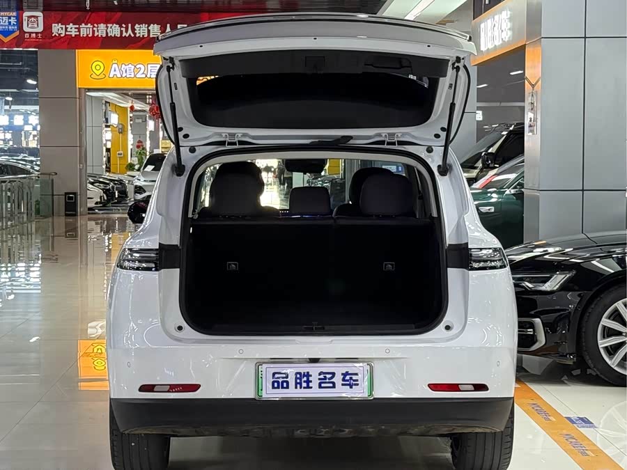 零跑汽车 零跑C10 2025 汽车图片 #7