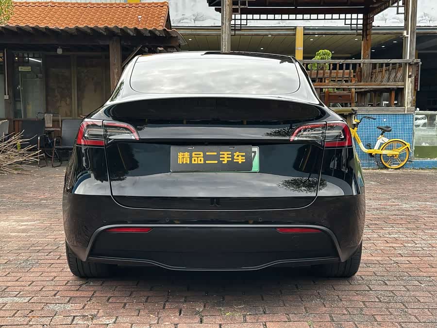 Tesla Model Y 2022 #7 Tesla Model Y 2022 car image #7