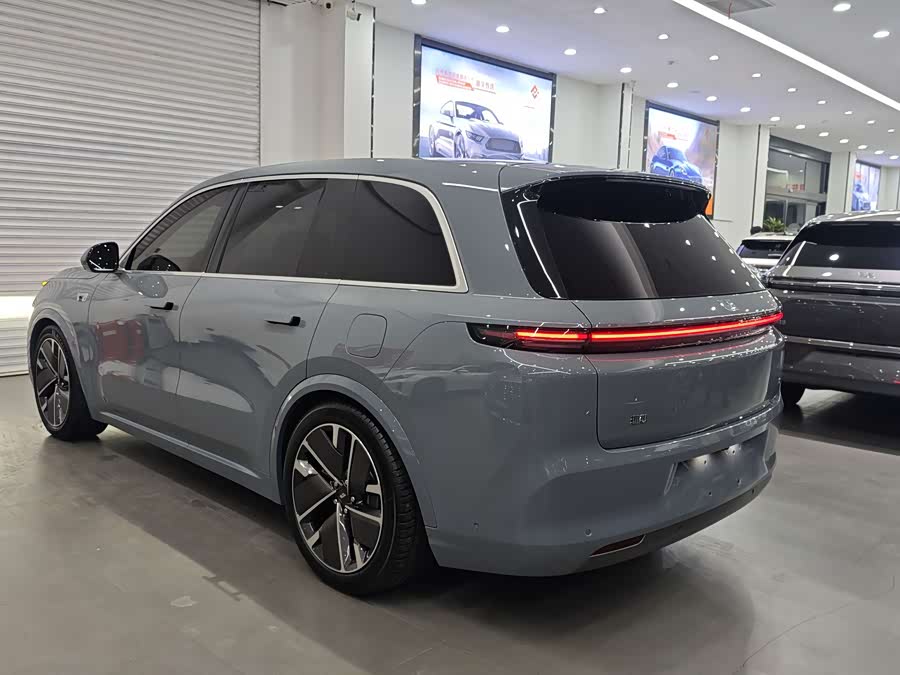 Li L8 2025 изображение автомобиля #7