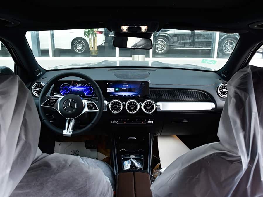 Mercedes-Benz EQB Class 2025 immagine di auto #7