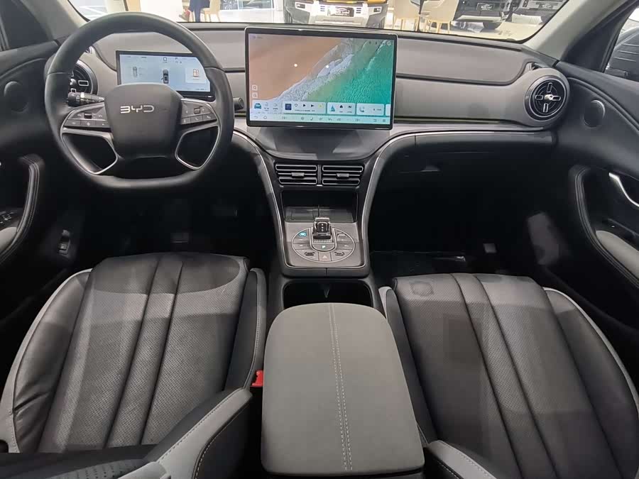 BYD Sea Lion 05 DM-i 2025 #7 BYD Sea Lion 05 DM-i 2025 car image #7