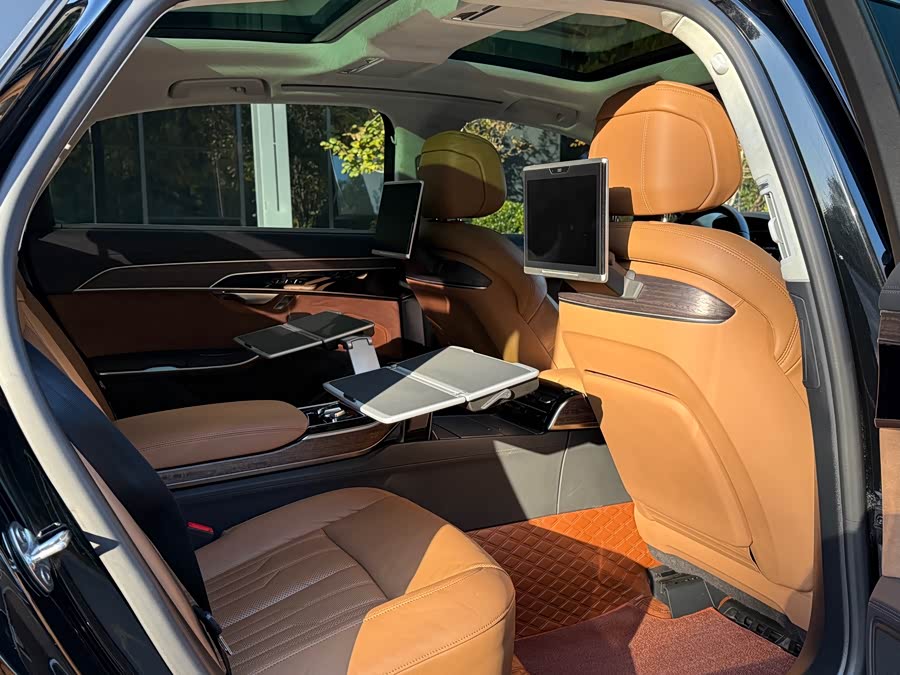 Audi A8 2019 car image #7