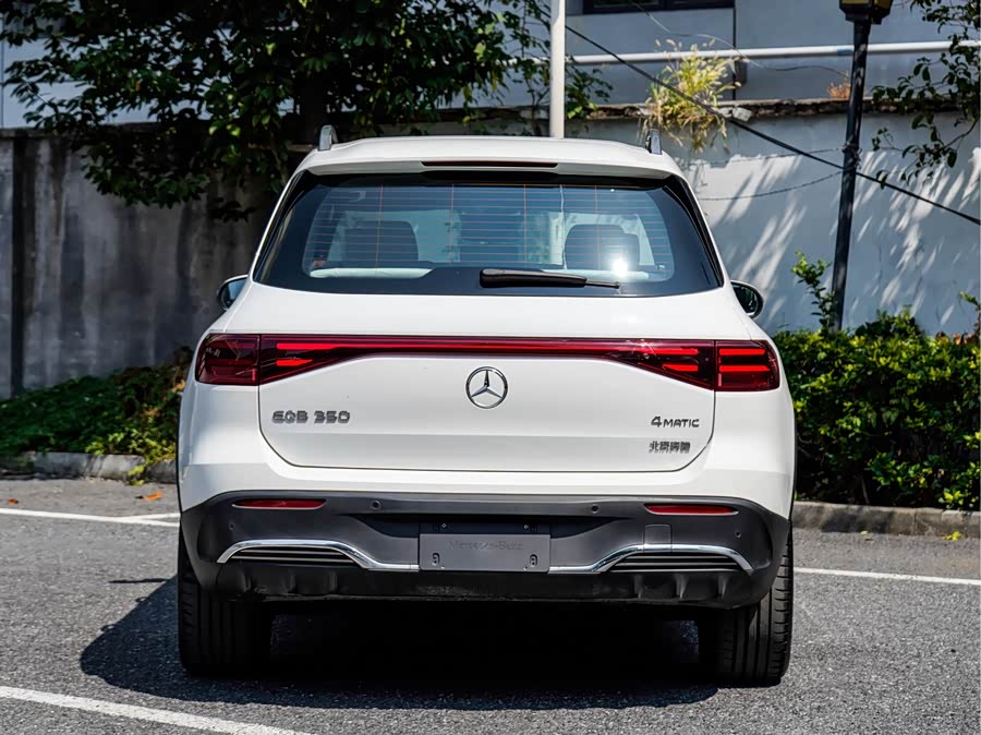 Mercedes-Benz EQB Class 2025 car image #7