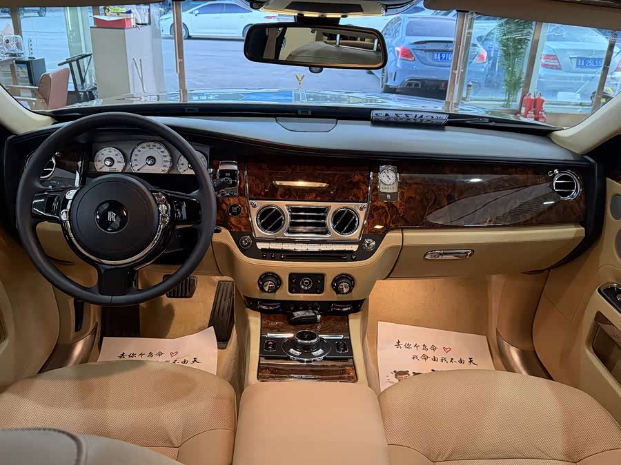 劳斯莱斯 魅影 2015 汽车图片 #7