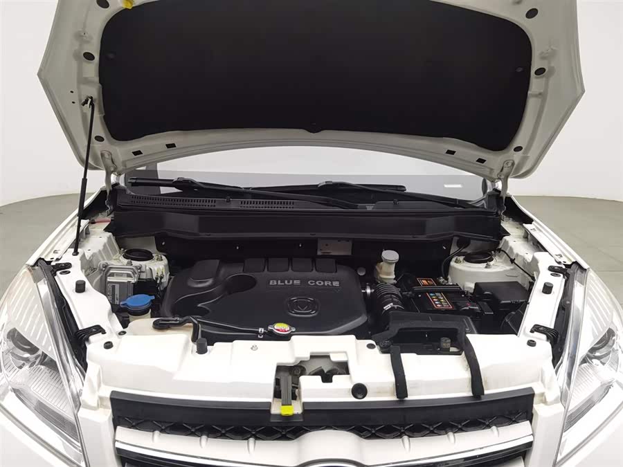 Changan CS35 2016 car image #7