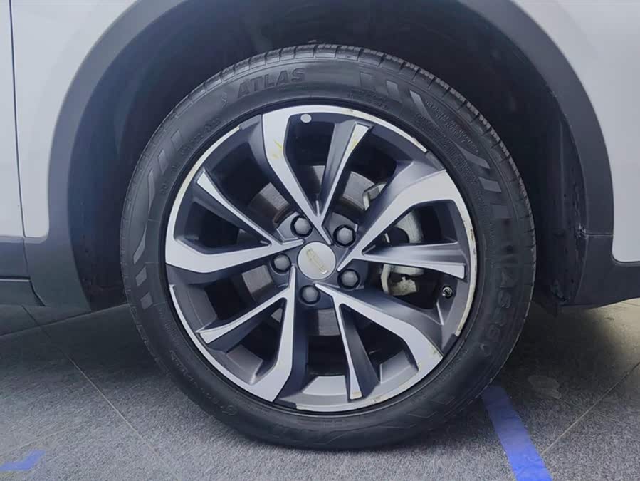 GEELY 2021 car image #7