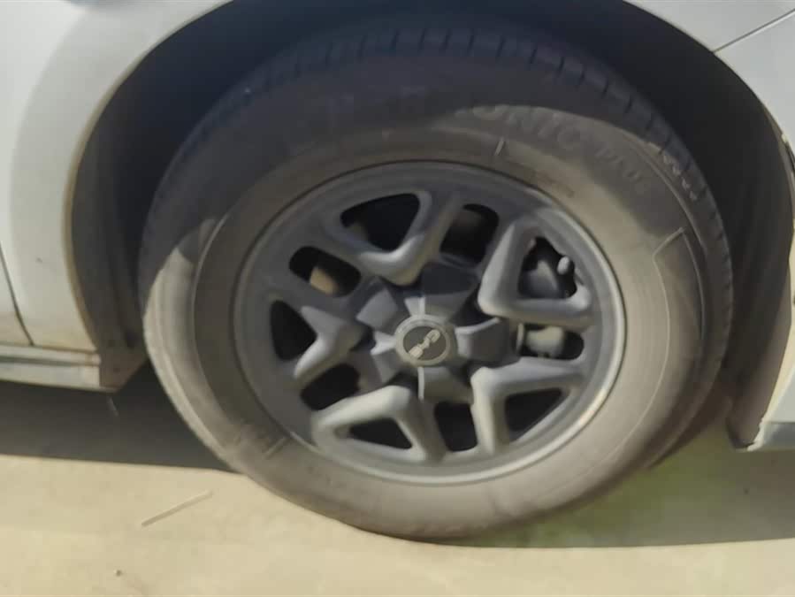 BYD Seal 05 DM-i 2025 #7 BYD Seal 05 DM-i 2025 car image #7