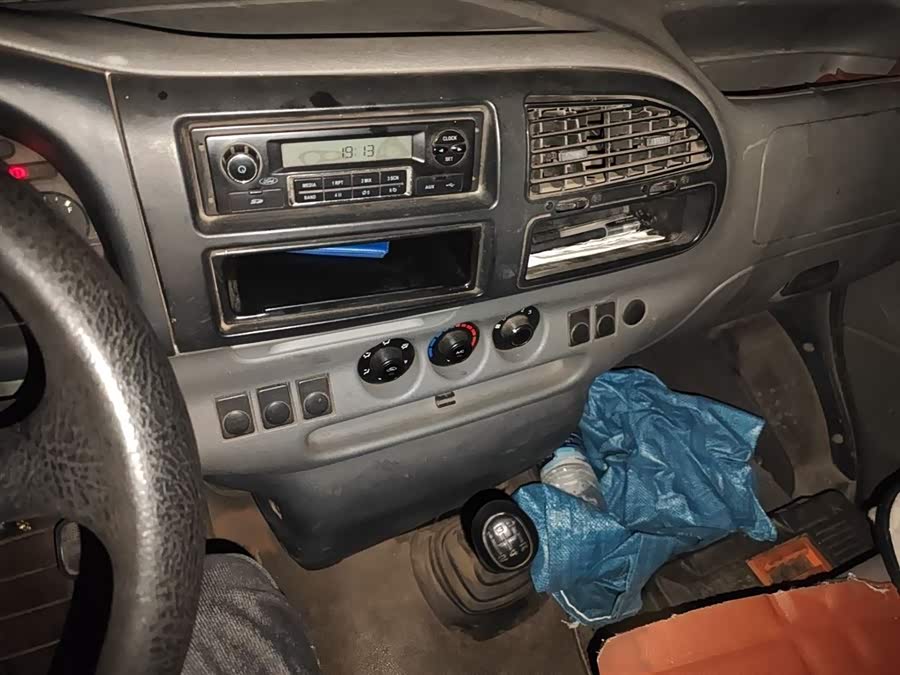 Ford Transit Classic 2016 car image #7