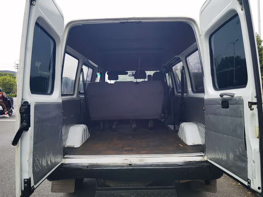 Ford Transit Classic 2015 #7 Ford Transit Classic 2015 car image #7