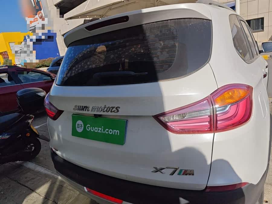 SWM X7 2018 imagen de coche #7