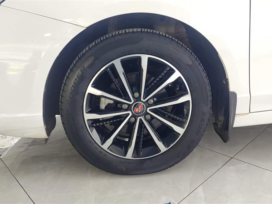 Roewe i5 2021 car image #7