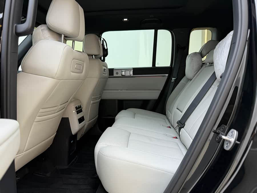 FangChengBao Tiger 7 2025 car image #7