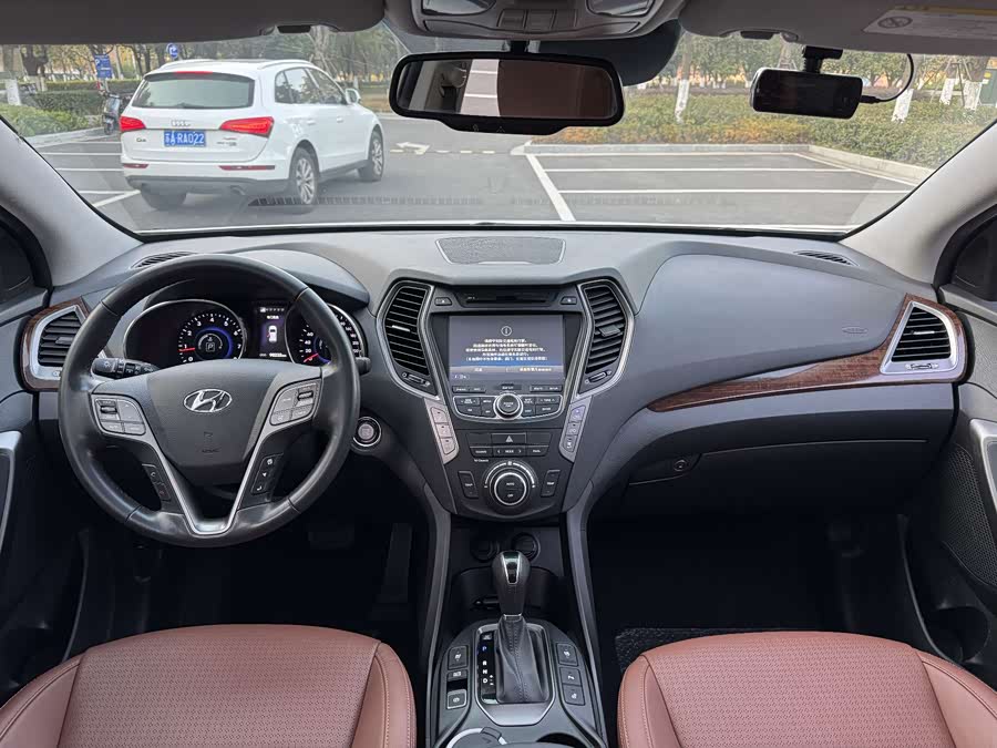 Hyundai Grand Santa Fe 2014 #7 Hyundai Grand Santa Fe 2014 car image #7