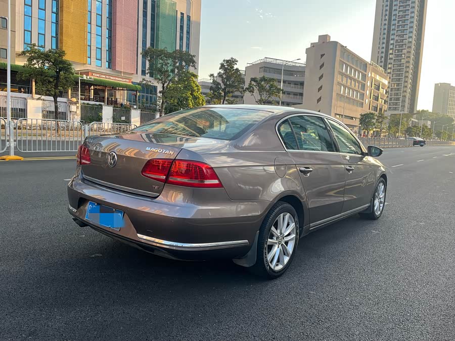 Volkswagen Sagitar 2018 immagine di auto #7