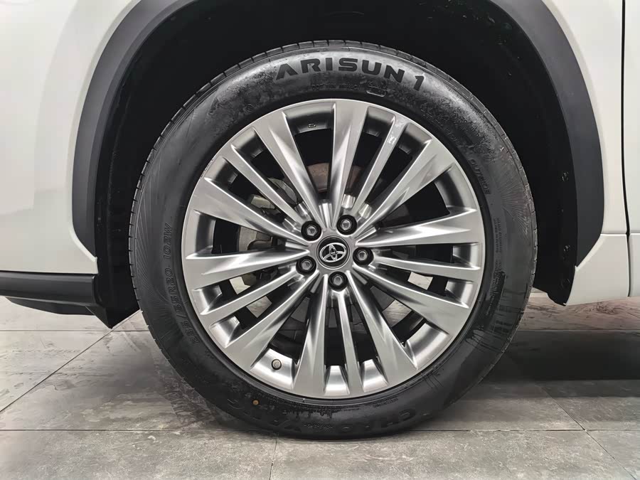 Toyota Highlander 2021 car image #7