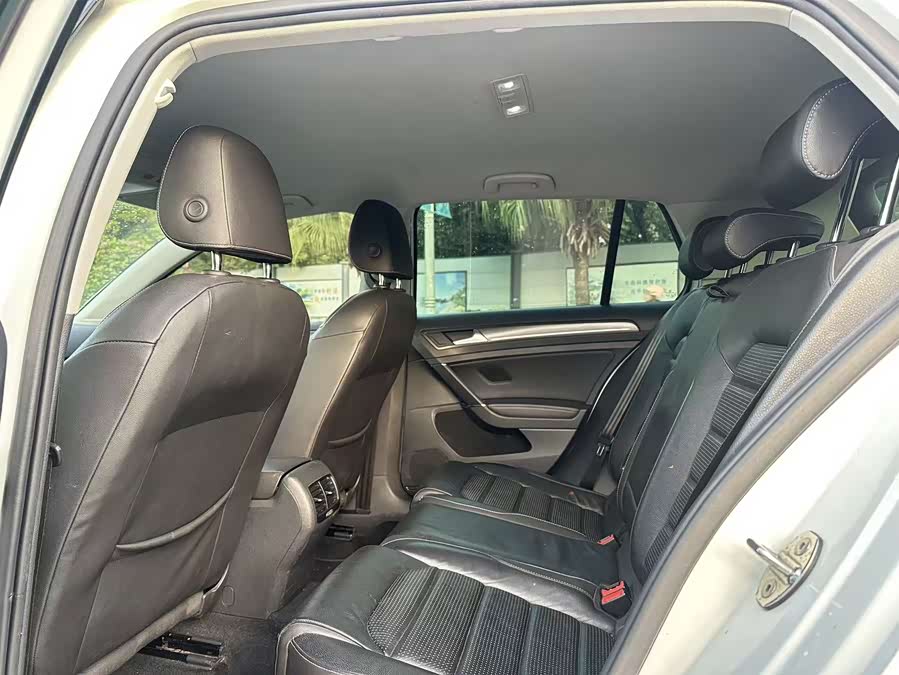 Volkswagen Golf New Energy (Imported) 2018 صورة سيارة #7