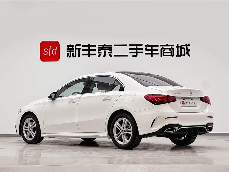 Mercedes-Benz A Class 2024 immagine di auto #7