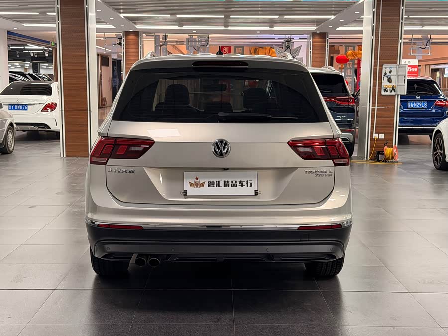 Volkswagen Tiguan L 2018 car image #7