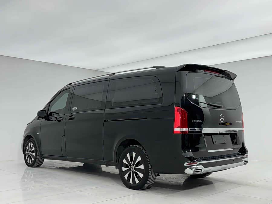 Mercedes-Benz Vito 2023 car image #7