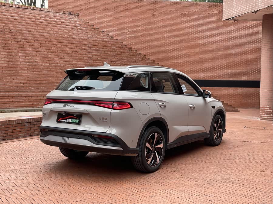 BYD Sea Lion 05 DM-i 2025 car image #7