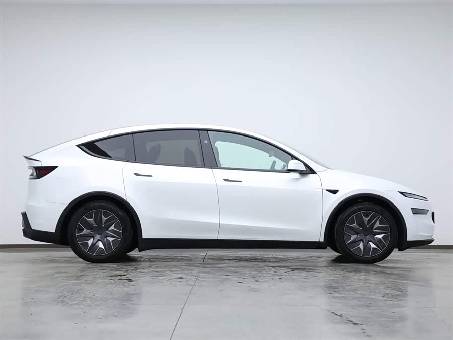 特斯拉 Model Y L 2025 汽车图片 #7