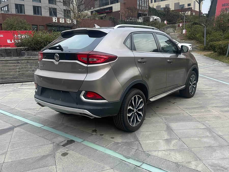 MG GS 2015 car image #7