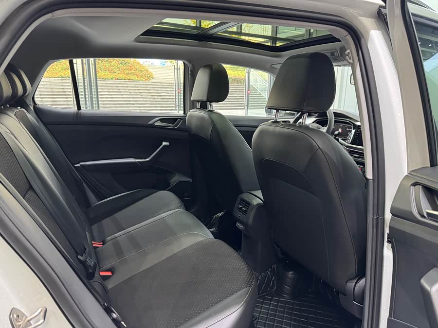 Volkswagen Tacqua 2022 car image #7